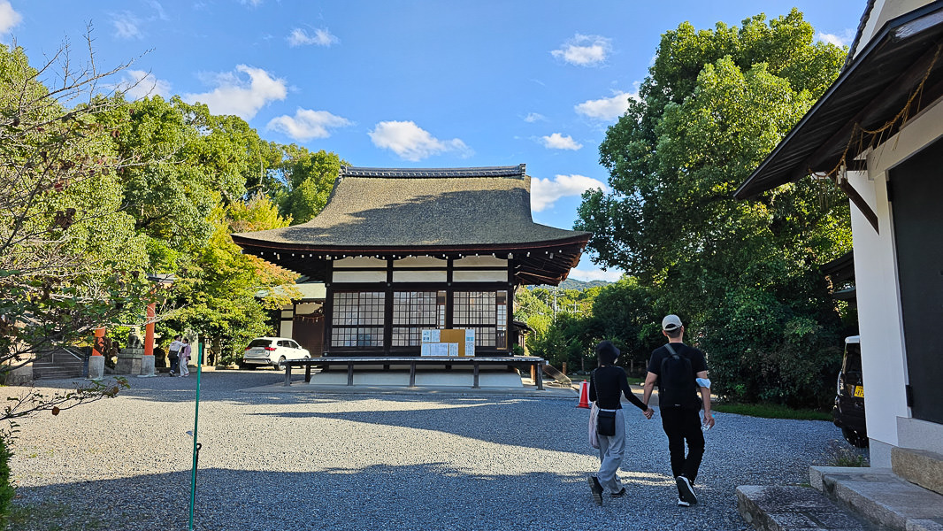 平等院、宇治上神社、宇治神社、源氏物語博物館、星巴克平等院表參道店及宇治站週邊一日遊|日本京都宇治景點遊記 - 第41張圖