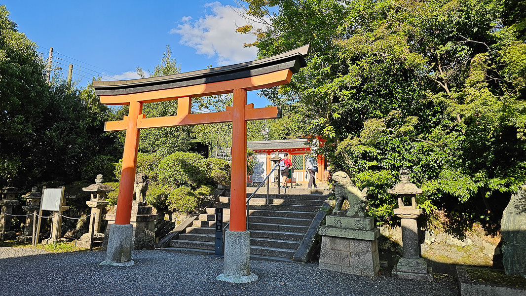 平等院、宇治上神社、宇治神社、源氏物語博物館、星巴克平等院表參道店及宇治站週邊一日遊|日本京都宇治景點遊記 - 第44張圖
