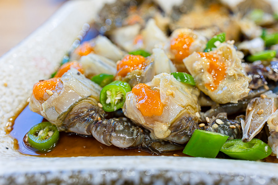 新津島醬蟹 신진도간장게장|韓國首爾弘大美食食記|蟹膏滿滿醬蟹新鮮可口跟本是偷飯賊的必吃美食,離捷運站近不太需要排隊好吃推薦 - 第16張圖