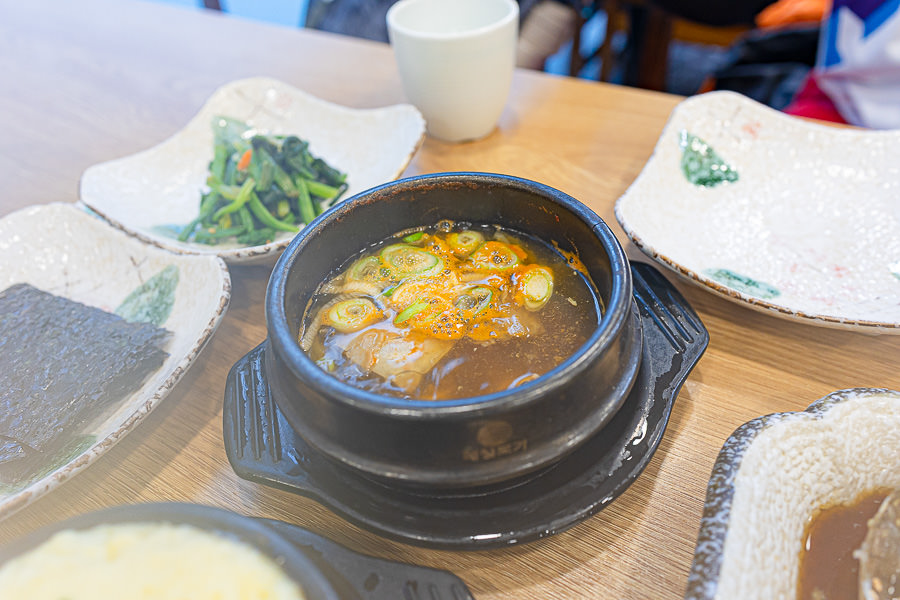 新津島醬蟹 신진도간장게장|韓國首爾弘大美食食記|蟹膏滿滿醬蟹新鮮可口跟本是偷飯賊的必吃美食,離捷運站近不太需要排隊好吃推薦 - 第11張圖