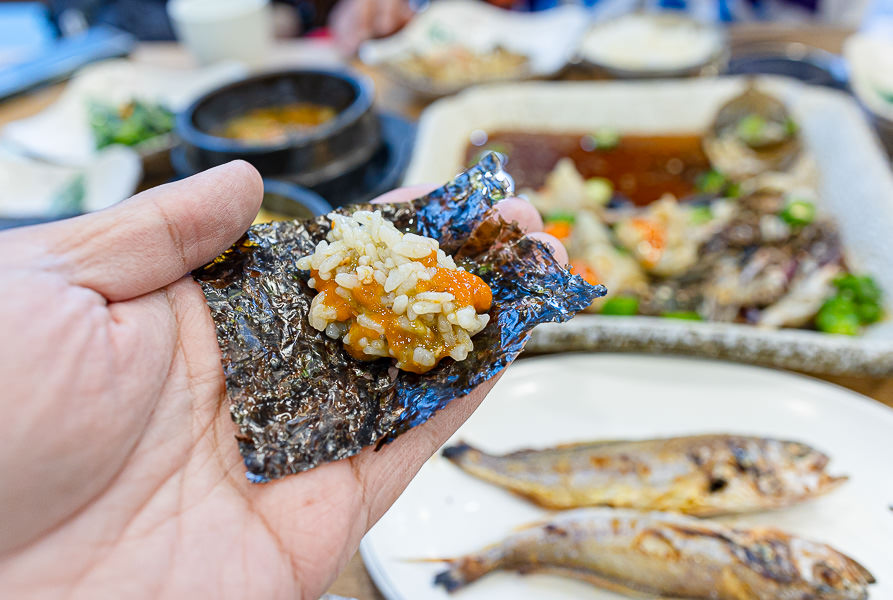 新津島醬蟹 신진도간장게장|韓國首爾弘大美食食記|蟹膏滿滿醬蟹新鮮可口跟本是偷飯賊的必吃美食,離捷運站近不太需要排隊好吃推薦 - 第18張圖