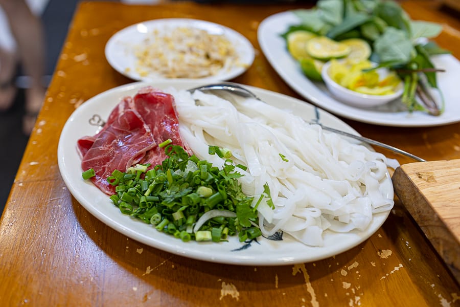 Pho Viet Nam|越南胡志明市第一郡美食食記|米其林必比登推薦越式河粉,近濱城市場午餐晚餐宵夜都適合 - 第16張圖