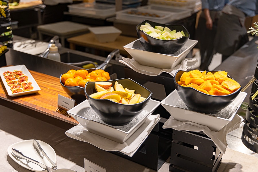 【日本箱根】蘆之湖花織旅館|一泊二食自助BUFFET晚餐、早餐吃到飽餐飲篇,樣式多元口味精緻好吃推薦 - 第8張圖