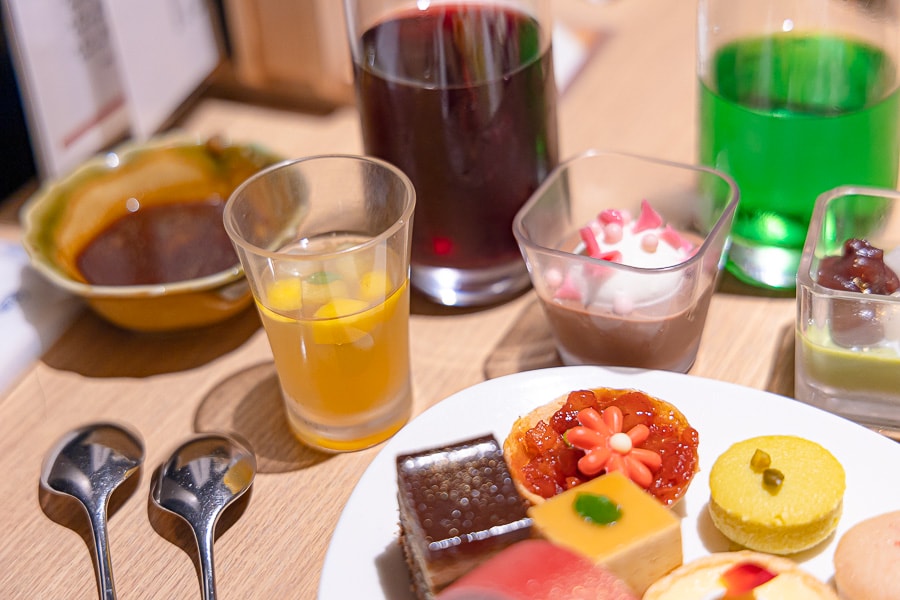 【日本箱根】蘆之湖花織旅館|一泊二食自助BUFFET晚餐、早餐吃到飽餐飲篇,樣式多元口味精緻好吃推薦 - 第70張圖