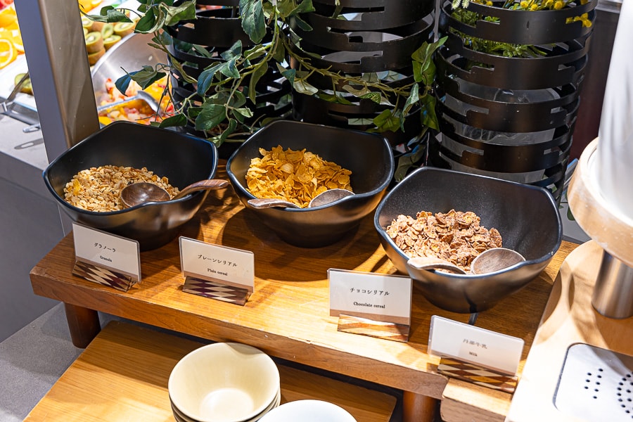 【日本箱根】蘆之湖花織旅館|一泊二食自助BUFFET晚餐、早餐吃到飽餐飲篇,樣式多元口味精緻好吃推薦 - 第73張圖