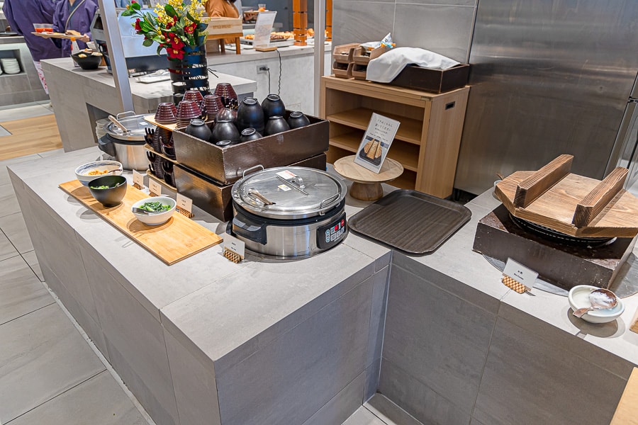 【日本箱根】蘆之湖花織旅館|一泊二食自助BUFFET晚餐、早餐吃到飽餐飲篇,樣式多元口味精緻好吃推薦 - 第83張圖