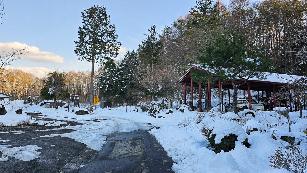 【日本山梨】忍野八海|富士山融雪湧泉池景,觀光客知名景點推薦 - 第63張圖