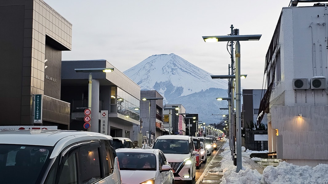 【日本山梨】忍野八海|富士山融雪湧泉池景,觀光客知名景點推薦 - 第70張圖