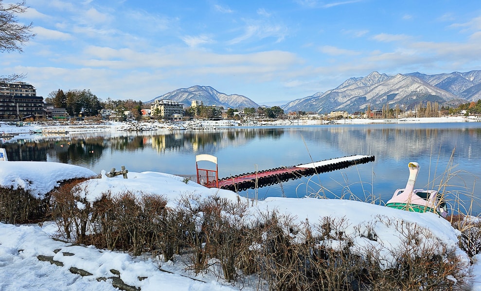 【日本山梨】河口湖 富士山纜車|觀光客必去推薦天上山公園,景色超美還有網美盪鞦韆拍美照 - 第1張圖