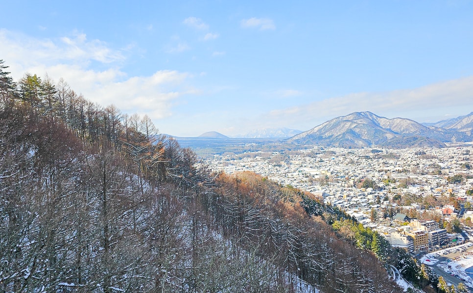 【日本山梨】河口湖 富士山纜車|觀光客必去推薦天上山公園,景色超美還有網美盪鞦韆拍美照 - 第12張圖