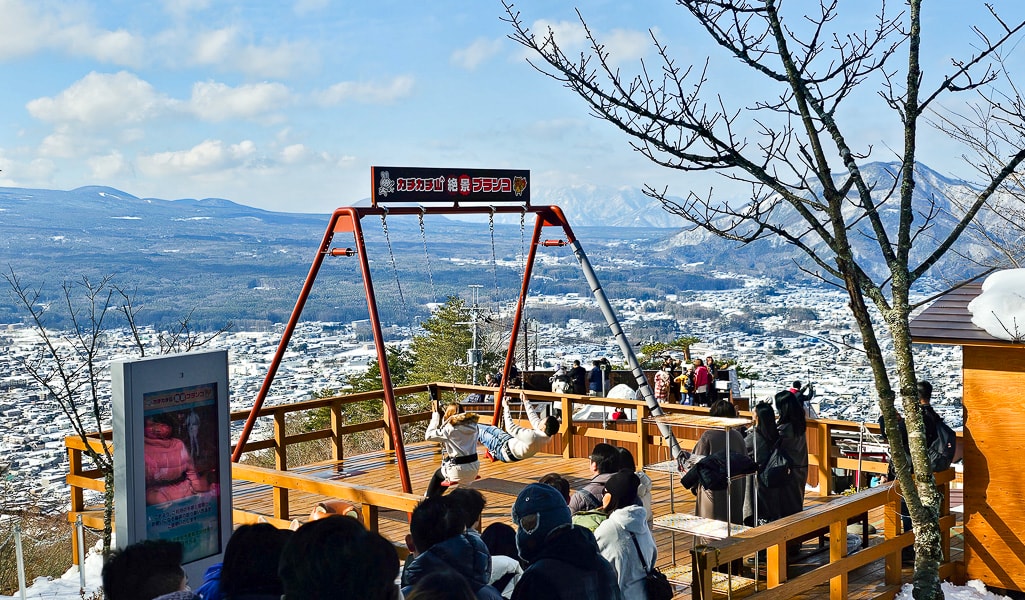 【日本山梨】河口湖 富士山纜車|觀光客必去推薦天上山公園,景色超美還有網美盪鞦韆拍美照 - 第31張圖