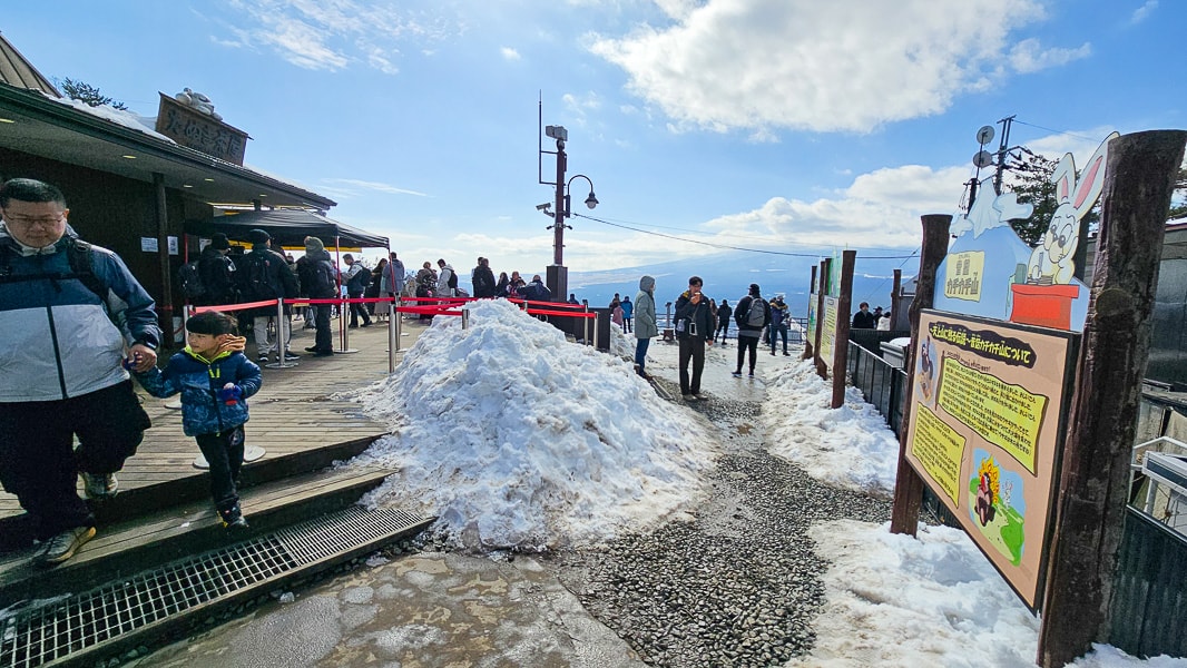 【日本山梨】河口湖 富士山纜車|觀光客必去推薦天上山公園,景色超美還有網美盪鞦韆拍美照 - 第44張圖