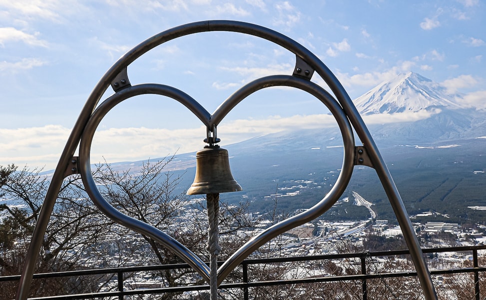 【日本山梨】河口湖 富士山纜車|觀光客必去推薦天上山公園,景色超美還有網美盪鞦韆拍美照 - 第28張圖