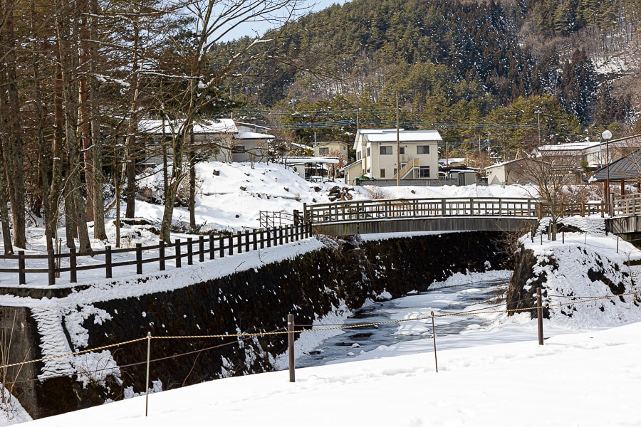 【日本山梨】富士五湖開車自駕旅遊|河口湖、西湖、精進湖、本栖湖,自駕一圈富士山雪景看到飽 - 第13張圖