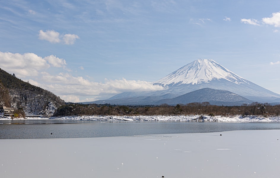【日本山梨】富士五湖開車自駕旅遊|河口湖、西湖、精進湖、本栖湖,自駕一圈富士山雪景看到飽 - 第28張圖