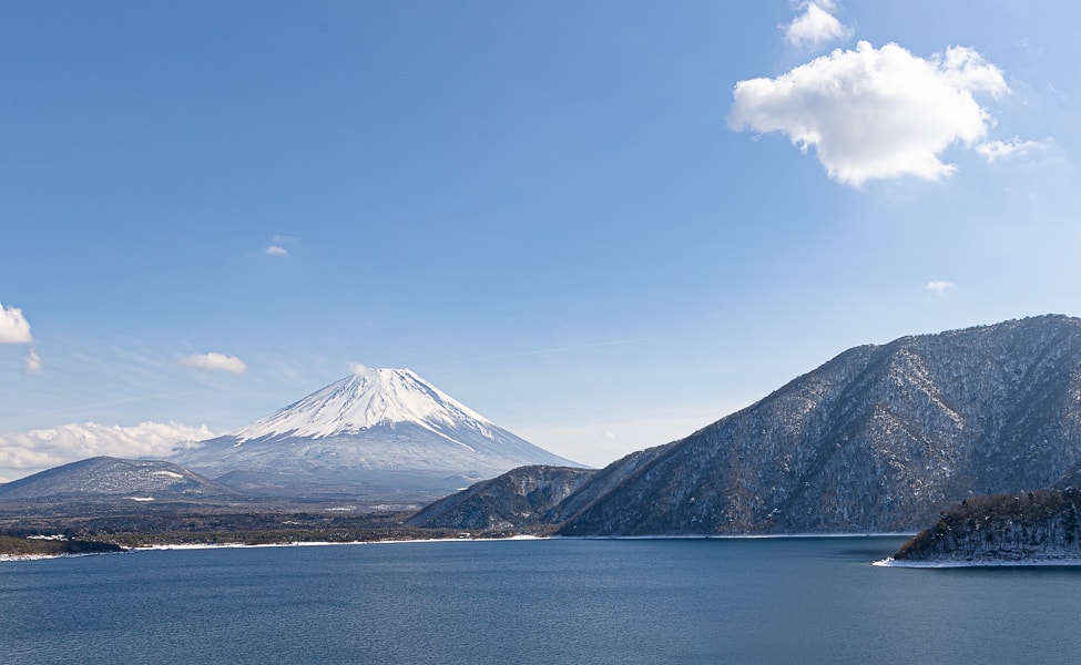 【日本山梨】富士五湖開車自駕旅遊|河口湖、西湖、精進湖、本栖湖,自駕一圈富士山雪景看到飽 - 第37張圖