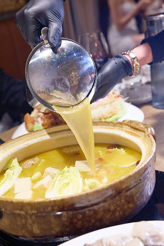 【台北中山】星曜雞湯|全雞熬煮金黃雞湯火鍋,台北特色鍋物必吃推薦,每月主題日超HIGH,新推出商業午餐個人獨享鍋雞湯 - 第58張圖