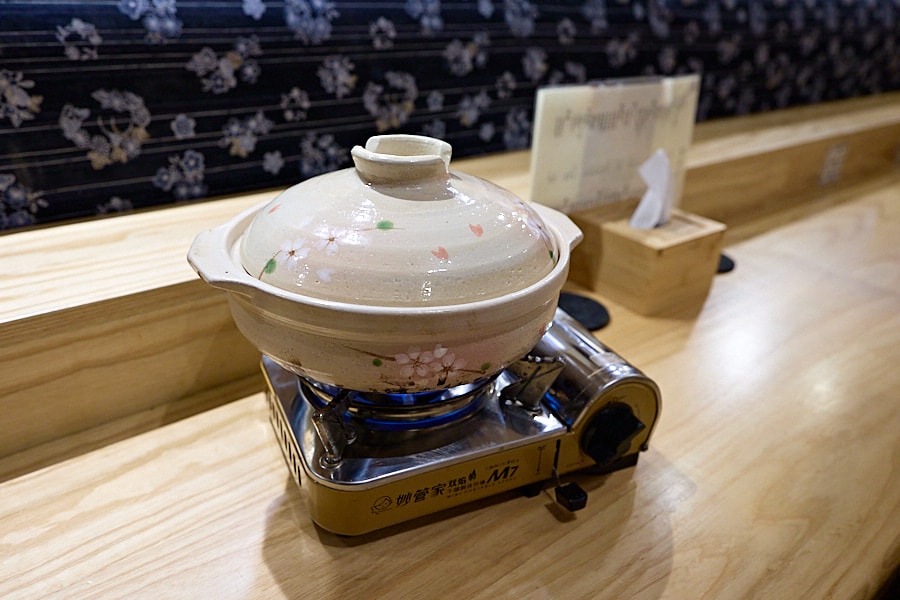 【新北三重】神居居酒屋|巷弄裡的深夜食堂日本酒種類多元,推薦牛腸鍋、炸鮟鱇魚、鮪魚醬油漬、明太子玉子燒 - 第28張圖