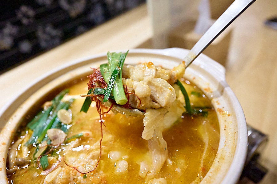 【新北三重】神居居酒屋|巷弄裡的深夜食堂日本酒種類多元,推薦牛腸鍋、炸鮟鱇魚、鮪魚醬油漬、明太子玉子燒 - 第32張圖