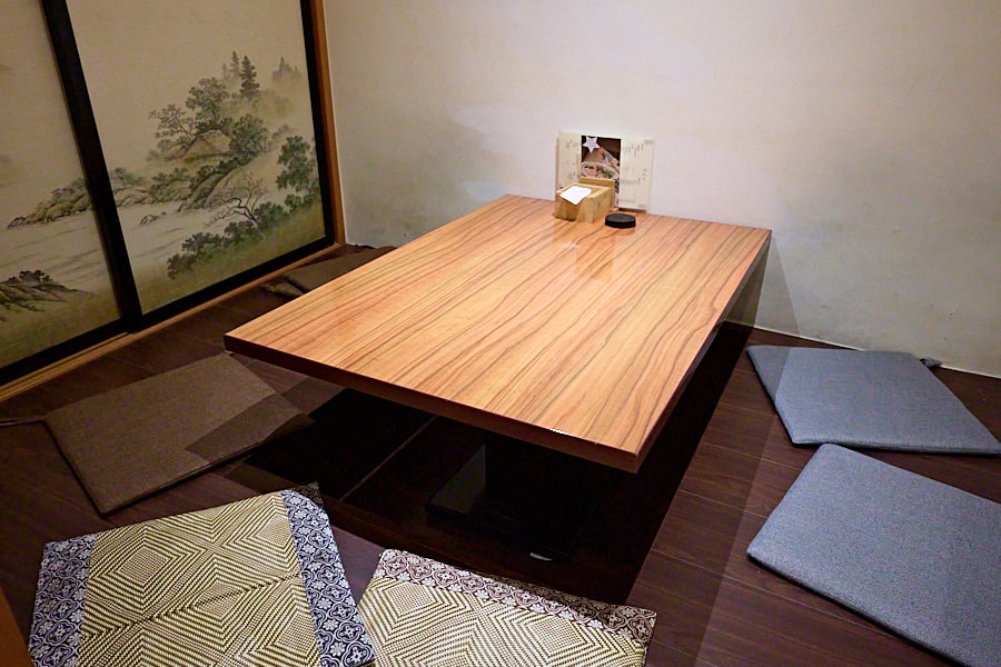 【新北三重】神居居酒屋|巷弄裡的深夜食堂日本酒種類多元,推薦牛腸鍋、炸鮟鱇魚、鮪魚醬油漬、明太子玉子燒 - 第3張圖