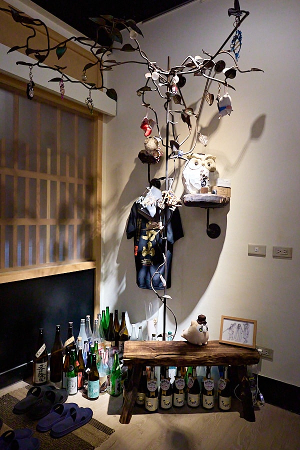 【新北三重】神居居酒屋|巷弄裡的深夜食堂日本酒種類多元,推薦牛腸鍋、炸鮟鱇魚、鮪魚醬油漬、明太子玉子燒 - 第4張圖