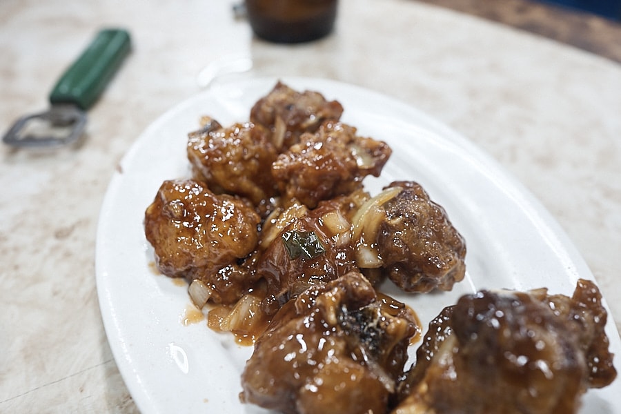 【台北中山】吳師大眾飯店|六條通平價好吃台式熱炒,推薦麻油腰子炒牛肉炒三鮮及蚵仔湯(二訪心得) - 第30張圖