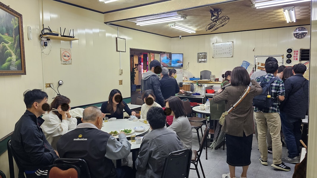 【台北萬華】我家川菜|西門町峨眉街川菜一條街中的平價高CP值川菜熱炒中式料理,推薦糖醋里肌與蚵仔酥 - 第2張圖