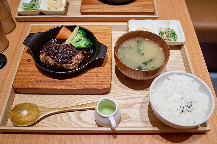 【台北南港】米與多蜜南港店|南港三井LALAPORT新開幕漢堡排,日式炭火漢堡排品牌 - 第5張圖