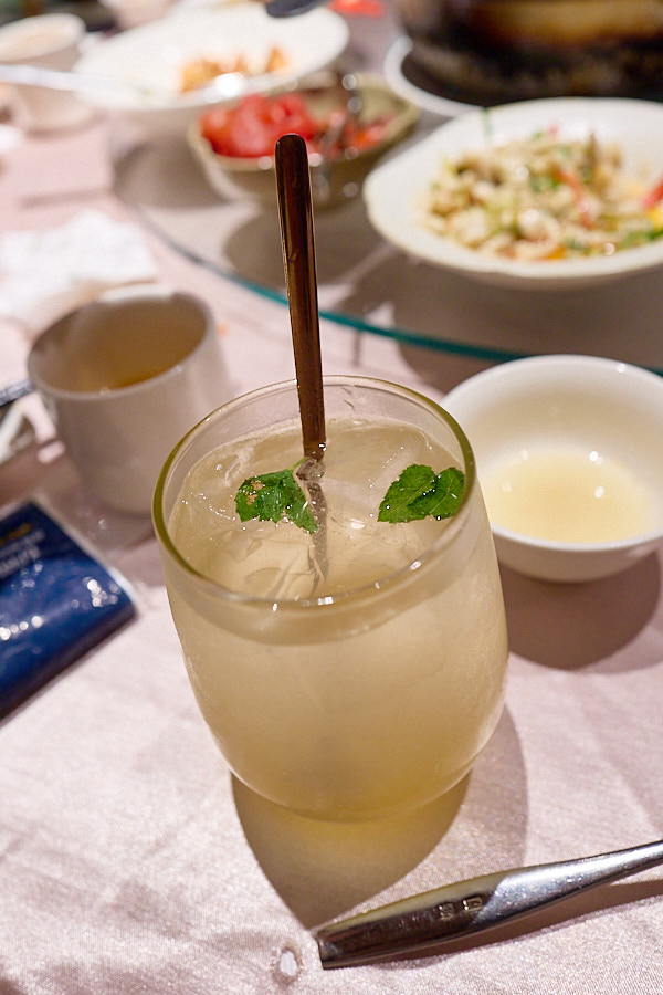【新北新店】蘇杭365裕隆城|期間限定45樣菜色吃到飽,招牌東坡肉、清蒸鱸魚必點,六人更送神仙雞湯必喝 - 第8張圖