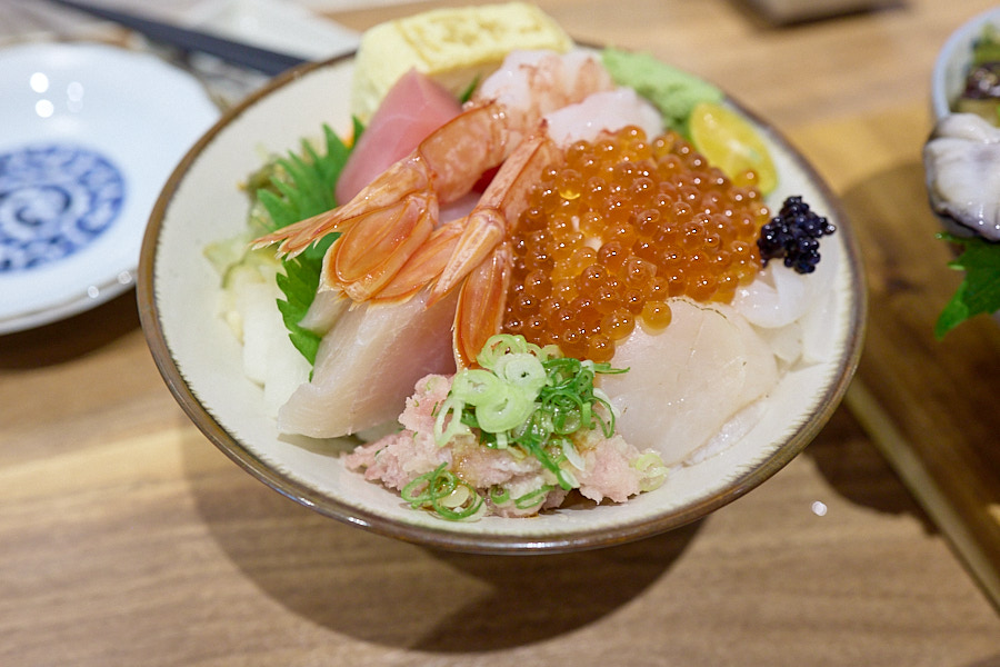 【台北大同】一刺生魚片丼飯握壽司|北車京站附近的美食寶藏小店,日式料理、生魚片海鮮丼飯大推薦 - 第18張圖