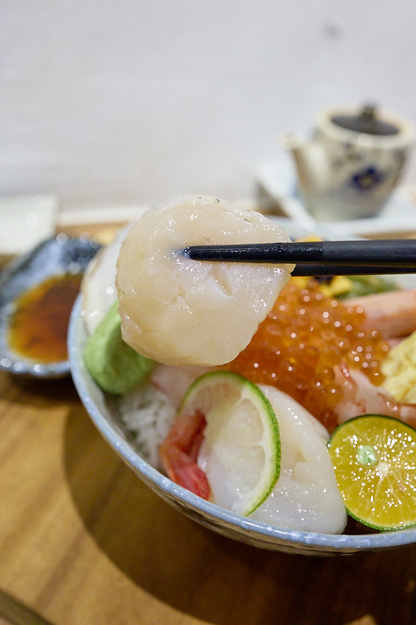 【台北大同】一刺生魚片丼飯握壽司|北車京站附近的美食寶藏小店,日式料理、生魚片海鮮丼飯大推薦 - 第16張圖