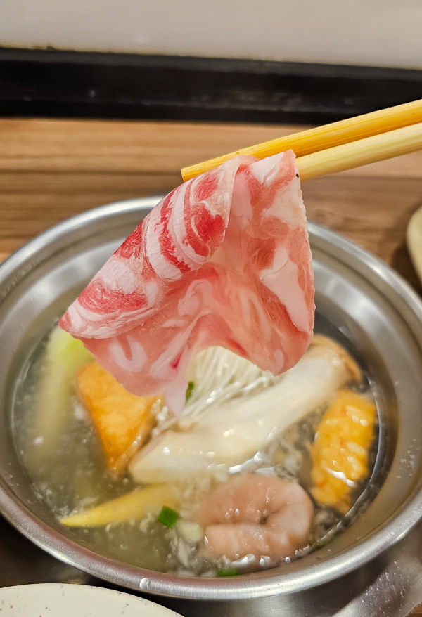 【台北信義】寶神日式涮涮鍋信義松隆店|200元起台北市區吃涮涮鍋,飯麵冰甜點飲料爆米花吃到飽 - 第15張圖