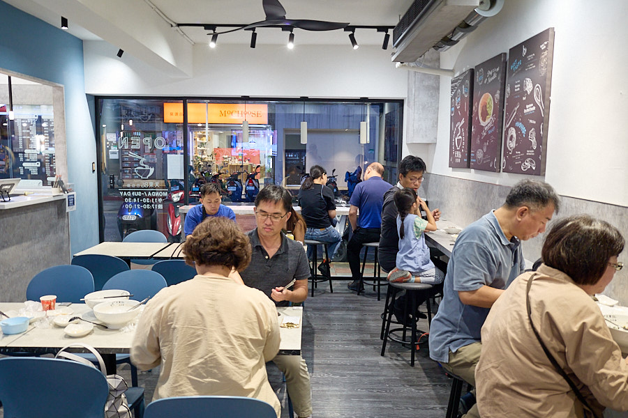 【台北信義】天東86牛肉麵永吉店|原汁藥膳湯頭、麻辣牛肉麵、紅油炒手好吃推薦,士林天母市政府站牛肉麵推薦 - 第3張圖