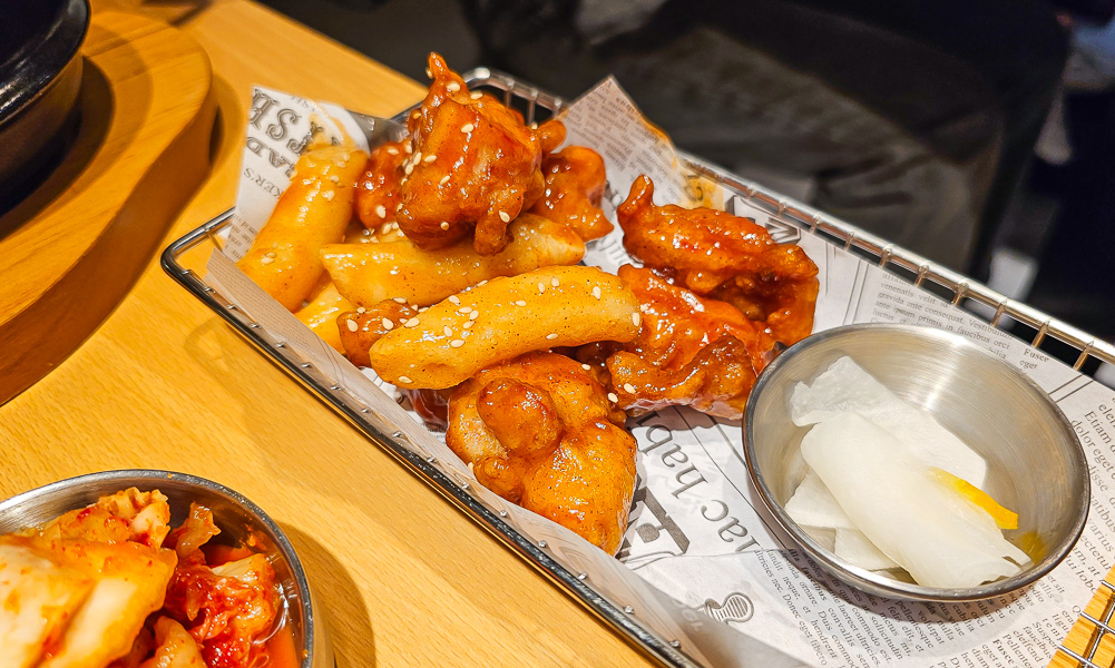 【台北南港】金春喜韓廚Citylink南港店｜南港車站CITYLINK新開幕韓式料理豬肉湯飯，小菜白飯吃到飽相當推薦