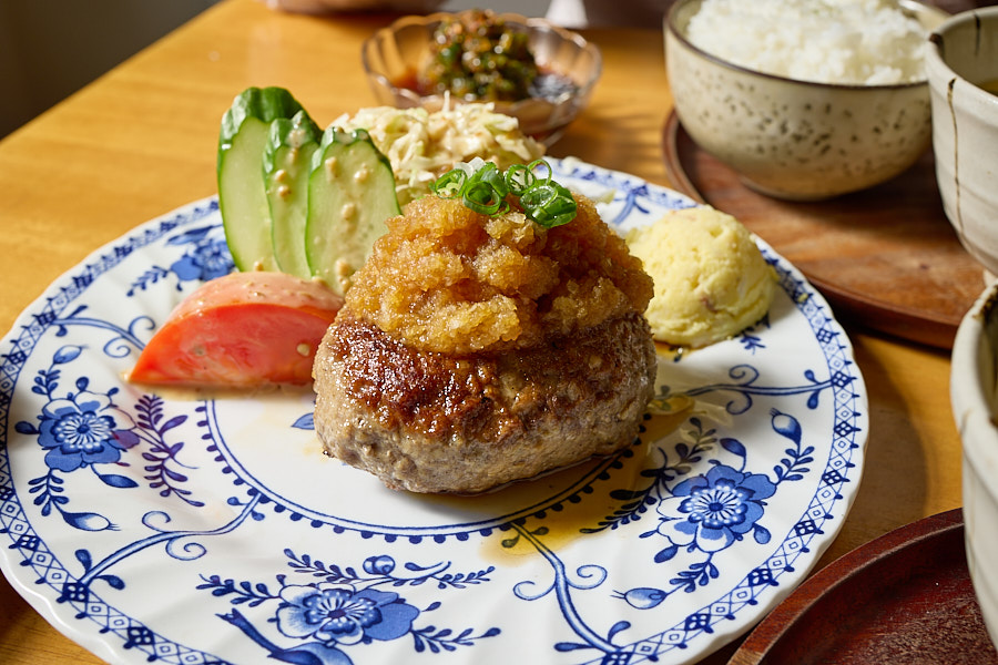 【桃園市區】島国洋食|藏身在巷弄裡的日式風格洋食推薦,漢堡排和炸蝦定食美味推薦,近大檜溪公園、虎頭山 - 第19張圖 【桃園市區】島国洋食|藏身在巷弄裡的日式風格洋食推薦,漢堡排和炸蝦定食美味推薦,近大檜溪公園、虎頭山