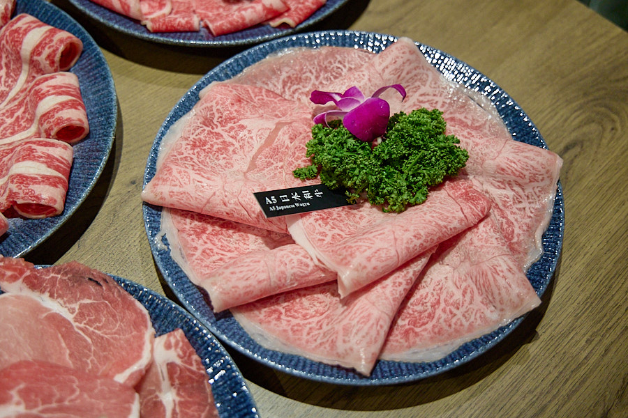 【台北信義】君曜雞湯|新開幕黃金雞湯推薦,限定活動聖誕女郎陪你歡樂用餐,跨年尾牙春酒唱KTV聚餐用餐推薦 - 第34張圖 【台北信義】君曜雞湯|新開幕黃金雞湯推薦,限定活動聖誕女郎陪你歡樂用餐,跨年尾牙春酒唱KTV聚餐用餐推薦