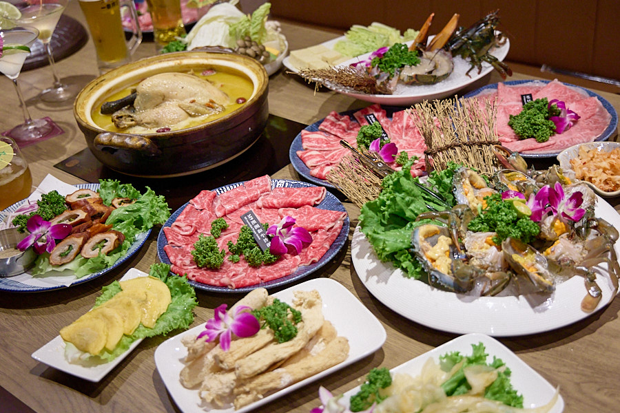 【台北信義】君曜雞湯|新開幕黃金雞湯推薦,限定活動聖誕女郎陪你歡樂用餐,跨年尾牙春酒唱KTV聚餐用餐推薦 - 第27張圖 【台北信義】君曜雞湯|新開幕黃金雞湯推薦,限定活動聖誕女郎陪你歡樂用餐,跨年尾牙春酒唱KTV聚餐用餐推薦