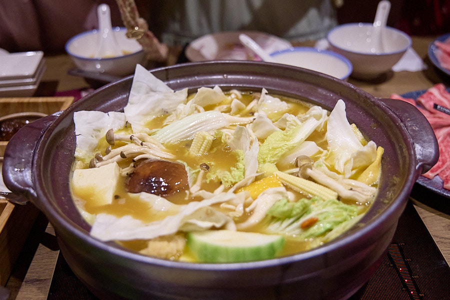 【台北信義】君曜雞湯|新開幕黃金雞湯推薦,限定活動聖誕女郎陪你歡樂用餐,跨年尾牙春酒唱KTV聚餐用餐推薦 - 第59張圖 【台北信義】君曜雞湯|新開幕黃金雞湯推薦,限定活動聖誕女郎陪你歡樂用餐,跨年尾牙春酒唱KTV聚餐用餐推薦