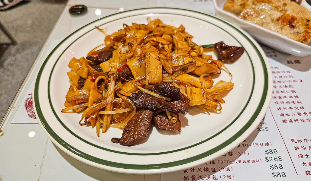 【台北信義】大龍鳳茶餐廳|永春站附近巷弄內的港式料理飲茶點心,風格小文青帶點香港潮味 - 第16張圖 【台北信義】大龍鳳茶餐廳|永春站附近巷弄內的港式料理飲茶點心,風格小文青帶點香港潮味