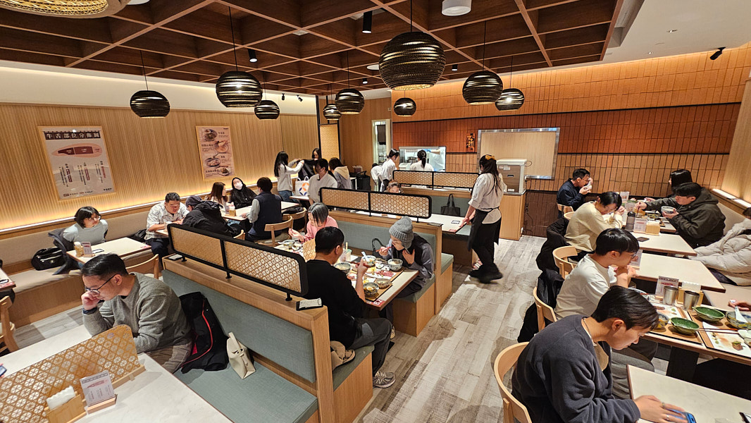 【台北信義】牛舌佑介 台北時代店｜乾杯集團 炭火燒牛舌定食品牌，三種牛舌多汁好吃CP值跟日本吃到的差不多