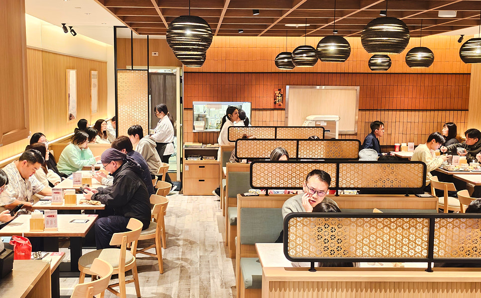 【台北信義】牛舌佑介 台北時代店｜乾杯集團 炭火燒牛舌定食品牌，三種牛舌多汁好吃CP值跟日本吃到的差不多