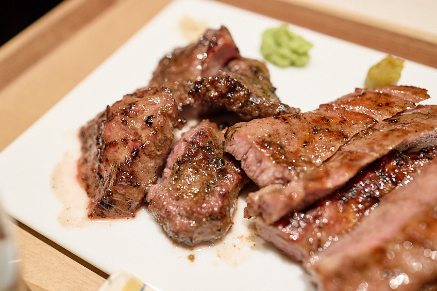 【台北信義】牛舌佑介 台北時代店｜乾杯集團 炭火燒牛舌定食品牌，三種牛舌多汁好吃CP值跟日本吃到的差不多