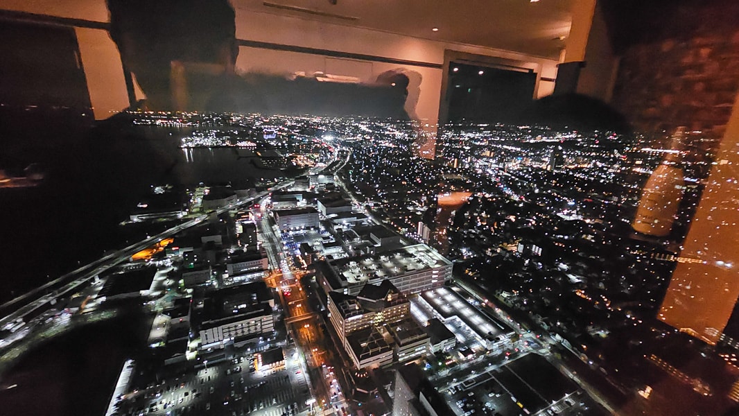 【日本大阪】Sky Dining 256 Stargate｜蟹腳牛排高空景觀吃到飽餐廳，近臨空城OUTLET及泉佐野