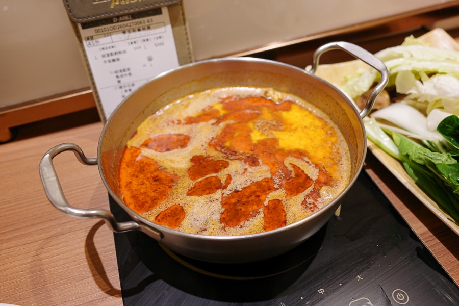 【台北中山】加分昆布鍋物食べ放題新生店｜蔬菜鍋物自助吧吃到飽，近林森北路、華山1914文化創意產業園區宵夜吃火鍋推薦