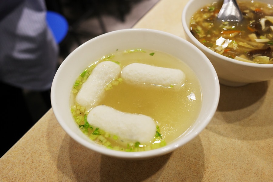 【台北松山】亓家蒸餃｜台北最好吃的蒸餃，已搬家到光復南路，近大巨蛋、松菸誠品，外國人觀光客推薦美食