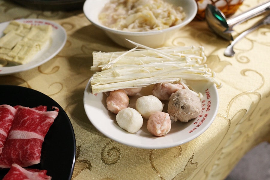 【台北中山】唐宮蒙古烤肉酸菜白肉餐廳｜懷舊系蒙古烤肉吃到飽，近行天宮、台北必吃美食推薦