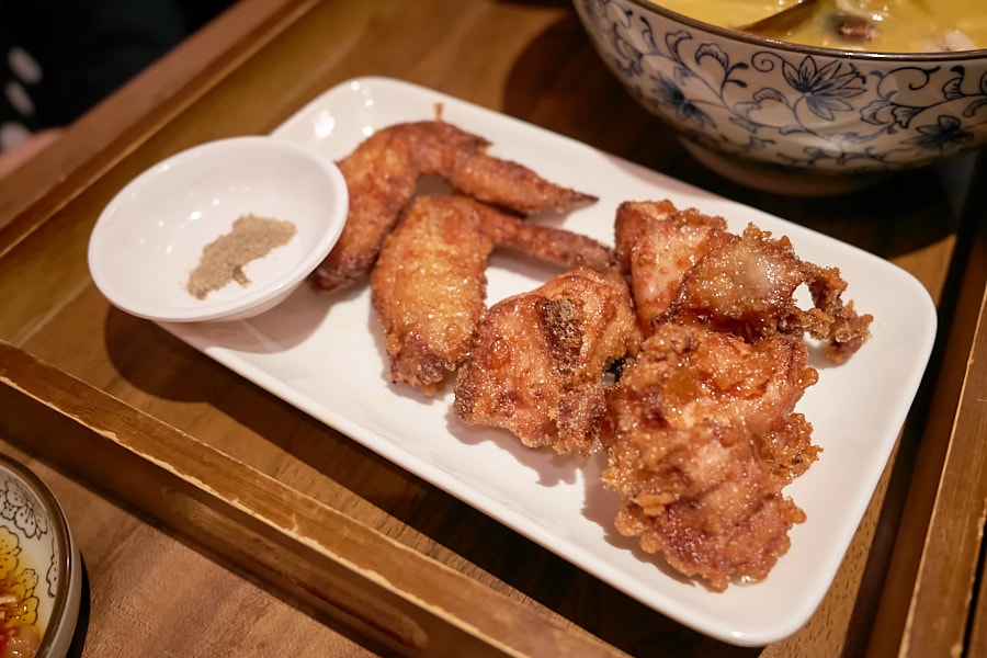 【台北松山】富善雞湯麵舖松山光復店｜人氣排隊美食推薦金黃雞湯，內用豆花冰淇淋飲料吃到飽，中和三重萬華也吃得到