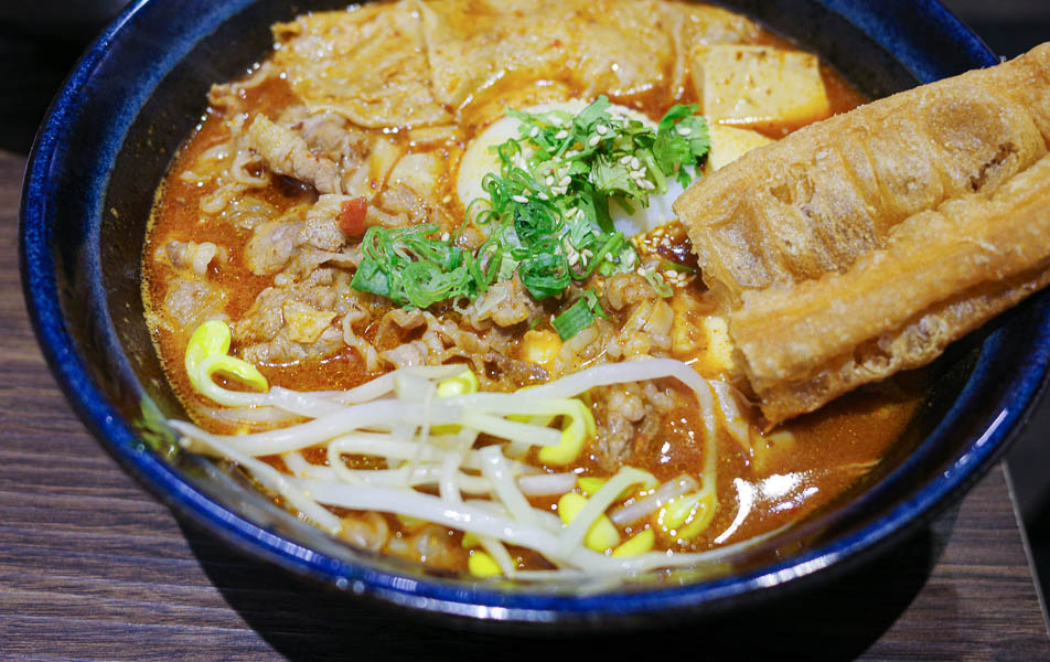 【台北大安】麻麵控通化店｜日式拉麵風格的特色麻辣麵，通化夜市晚餐宵夜好去處